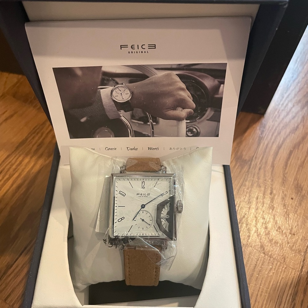 Feice Suede Watch